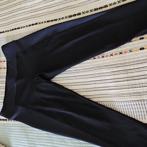Koral Leggings Black With Navy Waist Band And Side Band